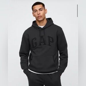 Gap Relaxed Logo Spell-out Iconic Hoodie NWT L Monochromatic Baggy Winter